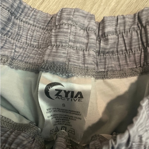 ZYIA Gray Athletic Shorts - Picture 2 of 4